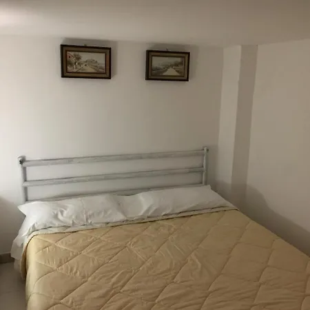 Aragona Апартаменты Палермо
